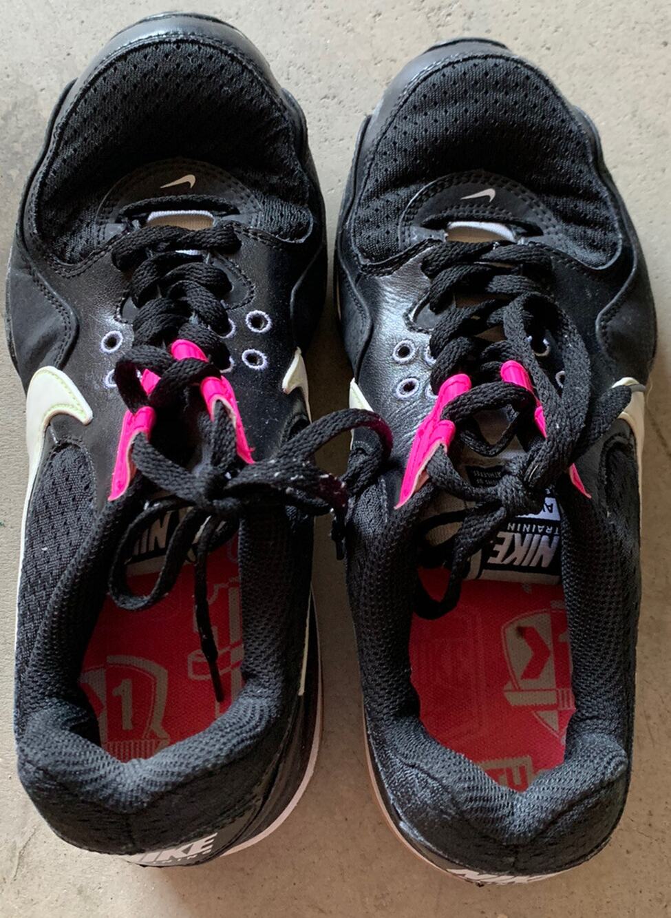Nike Training Air Team Max Air Black W/ White & Pink Womens Size 7.5